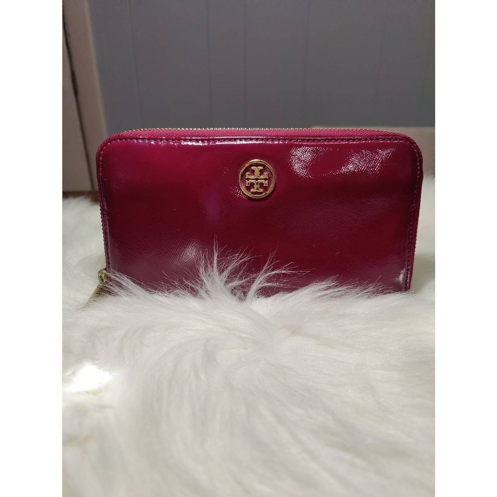 Tory Burch Violet Patent Leather Wallet